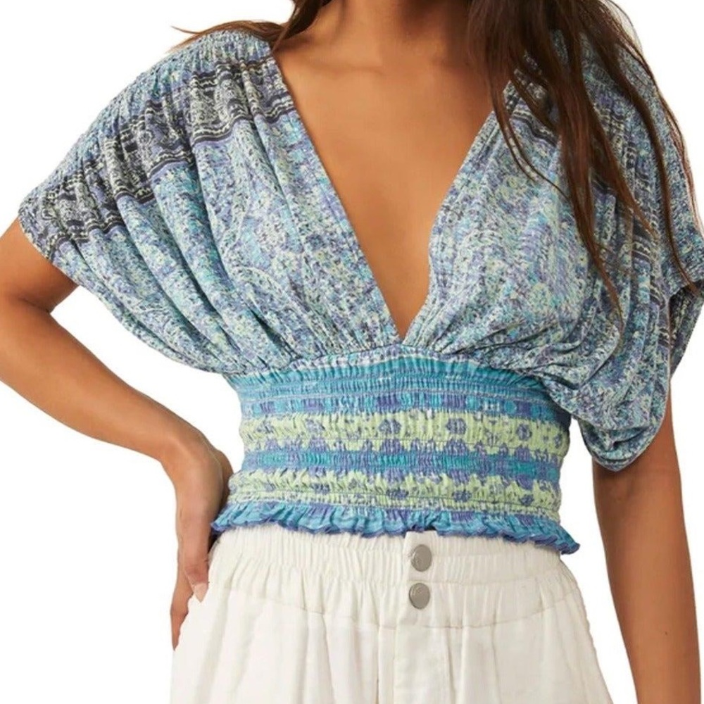 FREE PEOPLE NEXT VACATION TOP size XS NWT